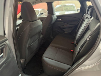 Nissan Qashqai 1.3 mhev N-Connecta 2wd 140cv (8)