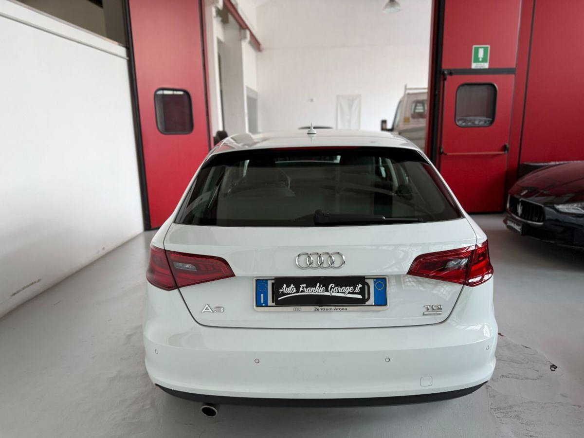 Audi A3 1.6 TDI clean diesel Ambition (10)