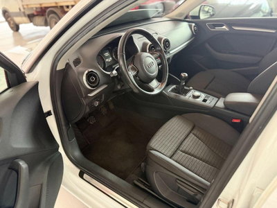Audi A3 1.6 TDI clean diesel Ambition (4)