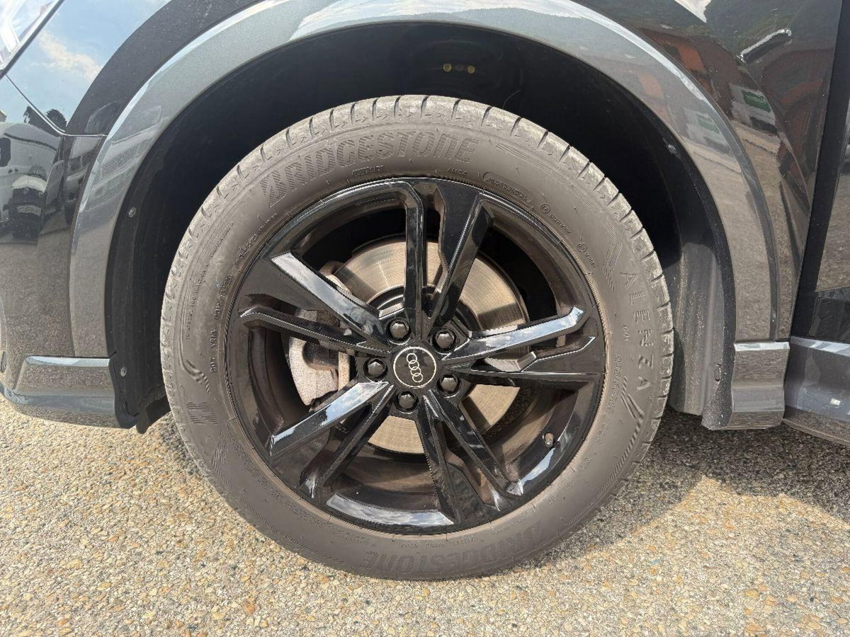 Audi Q3 45 TFSI quattro S tronic S line edition (13)