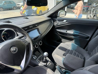 Alfa Romeo Giulietta 1.6 JTDm Super 120cv (13)