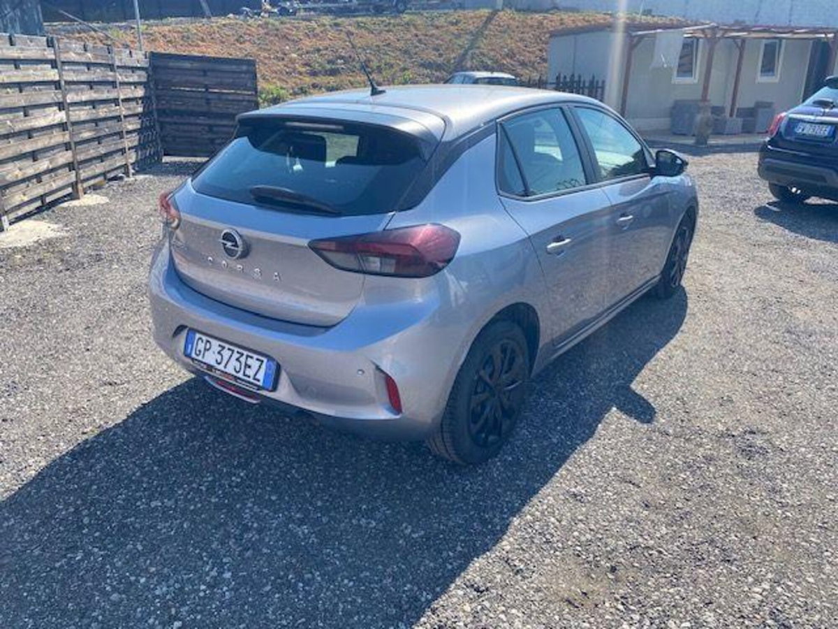 Opel Corsa 1.2 100 CV GS Line (4)