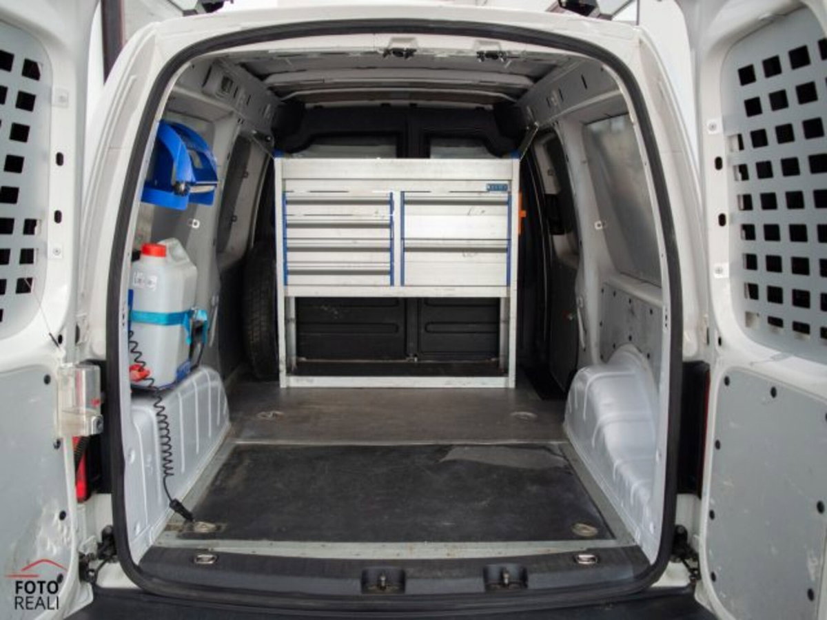 Volkswagen Veicoli Commerciali Caddy 2.0 TDI 122 CV 4Motion Furgone Maxi (11)