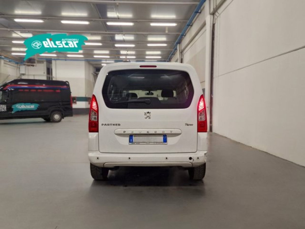 Peugeot Partner 1.6 HDi 112CV Outdoor (5)