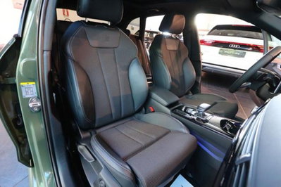 Audi A4 Avant 40 2.0 tdi mhev Business quattro 204cv s-tronic (19)