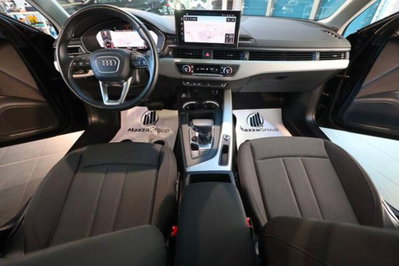 Audi A4 Avant 40 2.0 tfsi mhev Business Advanced 204cv s-tronic (15)