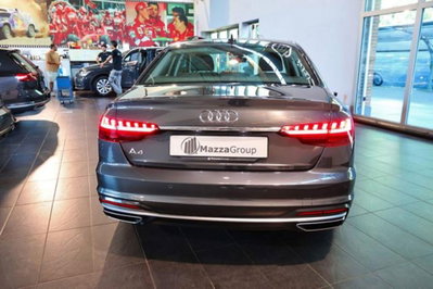 Audi A4 35 2.0 tfsi mhev Business Advanced 150cv s-tronic (8)