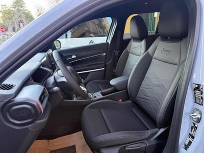 Jeep Avenger 1.2 turbo Summit fwd 100cv (16)