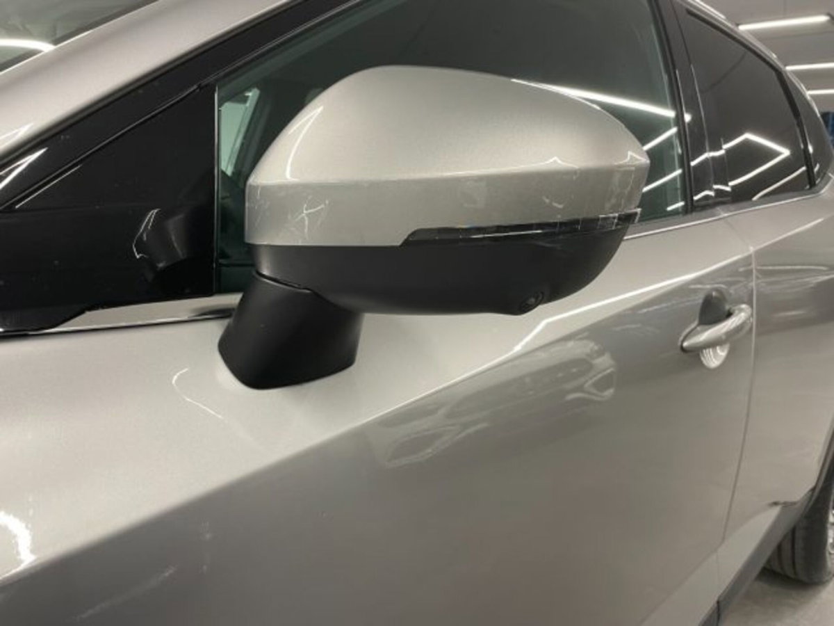Nissan Qashqai 1.3 mhev N-Connecta 2wd 140cv (12)