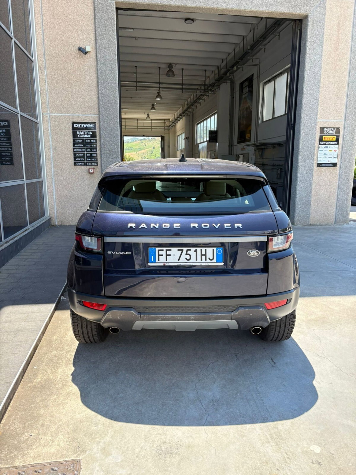 Land Rover Range Rover Evoque 2.0 TD4 150 CV 5p. SE (3)