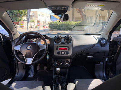 Alfa Romeo MiTo 1.3 JTDm 16V 90 CV Distinctive (12)