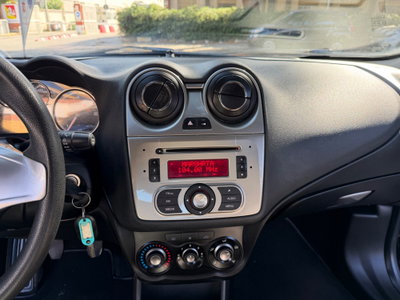 Alfa Romeo MiTo 1.3 JTDm 16V 90 CV Distinctive (6)