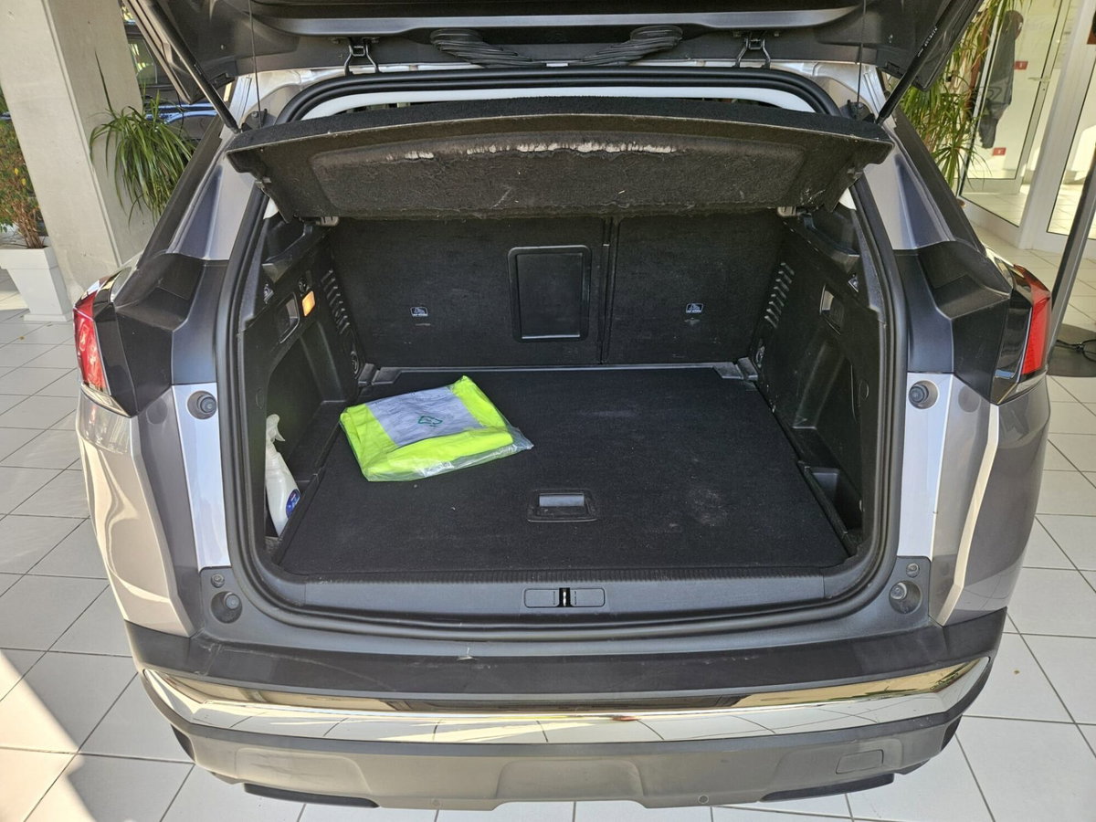 Peugeot 3008 BlueHDi 130 S&S Allure (16)