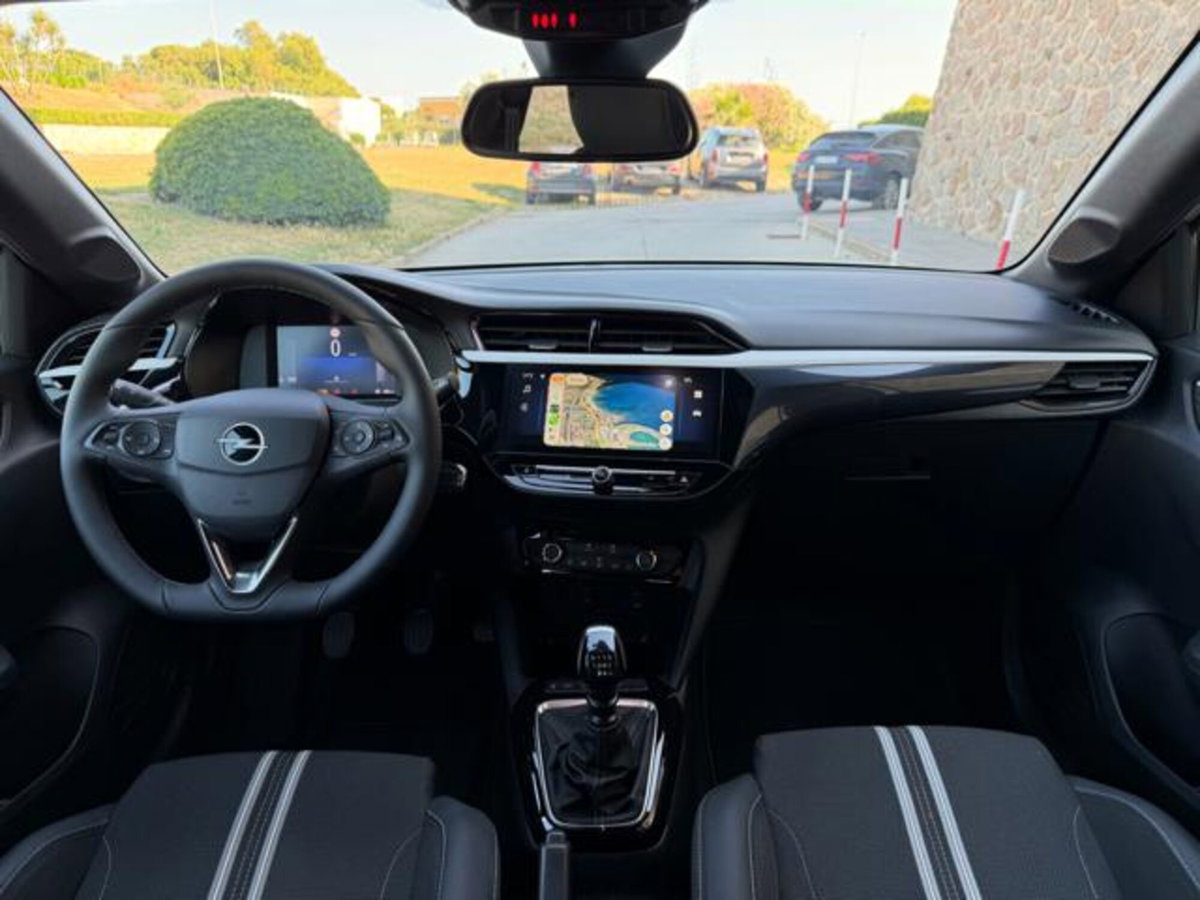 Opel Corsa 1.2 100 CV GS Line (13)