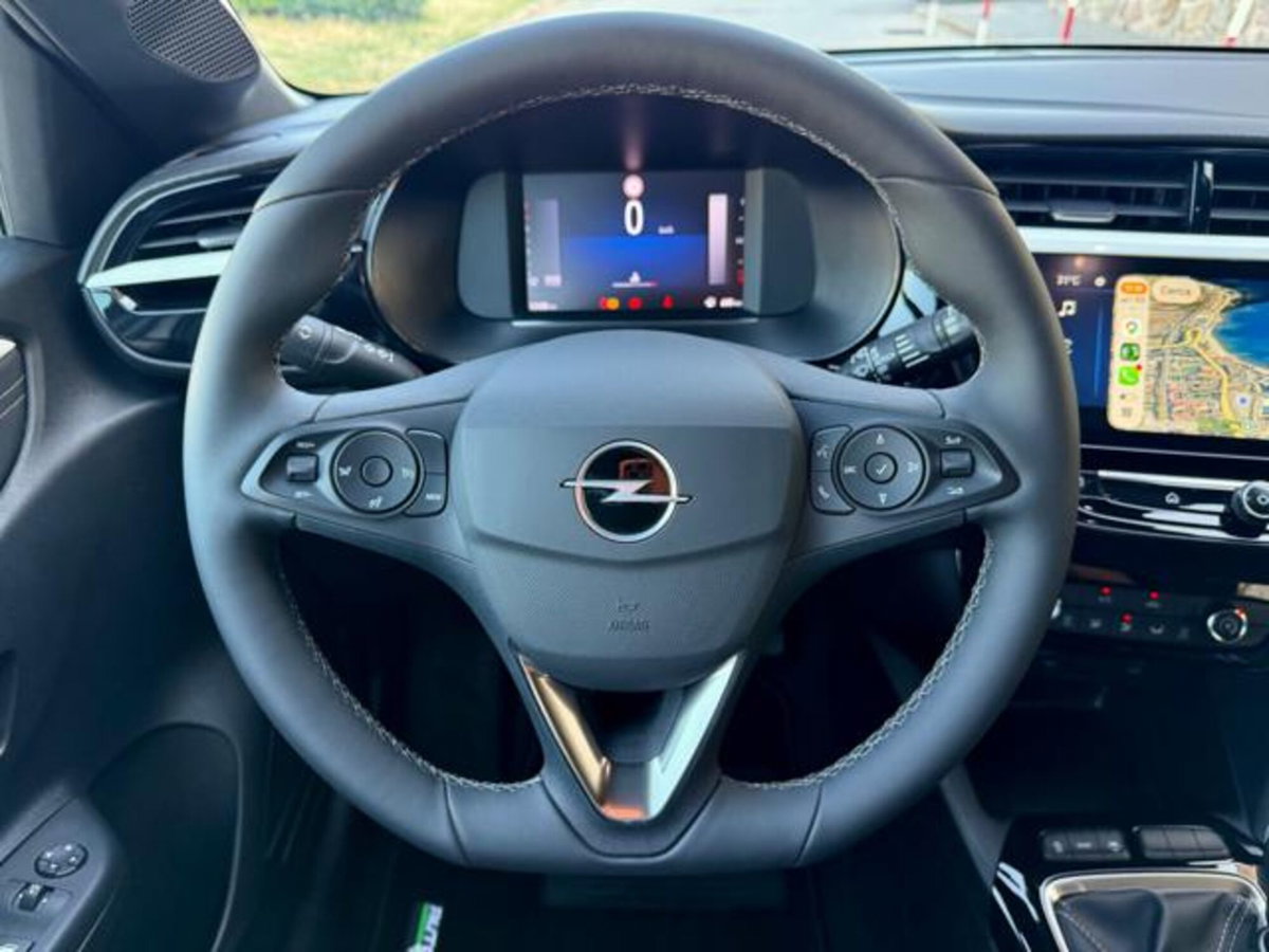 Opel Corsa 1.2 100 CV GS Line (15)