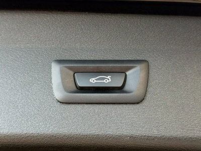 BMW X1 sDrive18d Business Advantage (15)