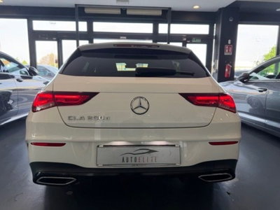Mercedes-Benz CLA Shooting Brake 200 d Automatic Shooting Brake Premium (5)