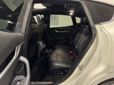 Maserati Levante Levante V6 Diesel 275 CV AWD (15)