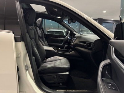 Maserati Levante Levante V6 Diesel 275 CV AWD (16)