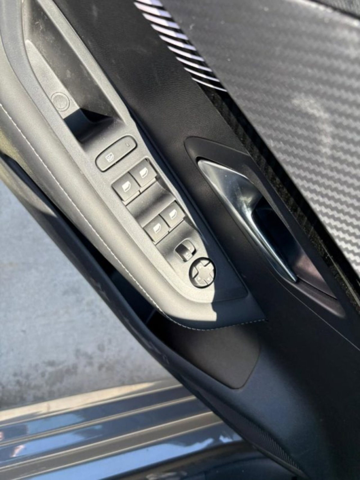 Peugeot 208 1.2 hybrid Active 100cv e-dcs 6 (13)