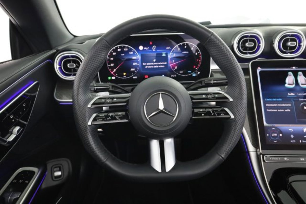 Mercedes-Benz CLE Cabrio 200 AMG Line Premium auto (4)