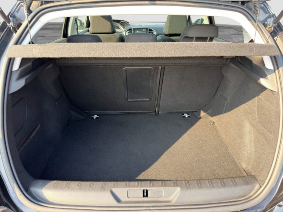 Peugeot 308 PureTech Turbo 130 S&S Allure Pack (14)