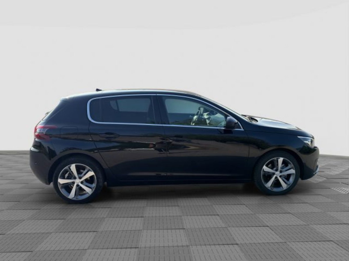 Peugeot 308 PureTech Turbo 130 S&S Allure Pack (6)
