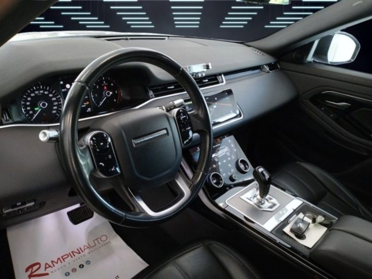 Land Rover Range Rover Evoque 2.0D I4-L.Flw 150 CV AWD Auto HSE (13)