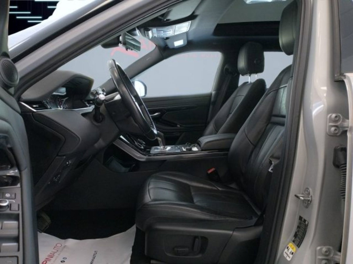 Land Rover Range Rover Evoque 2.0D I4-L.Flw 150 CV AWD Auto HSE (14)