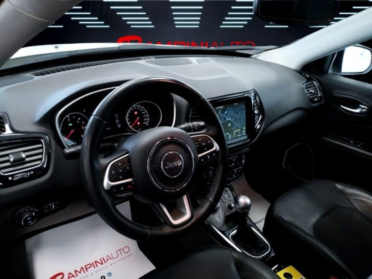 Jeep Compass 2.0 Multijet II 4WD Limited (16)