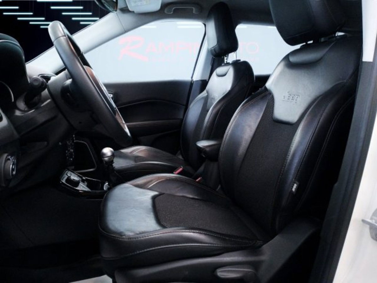 Jeep Compass 2.0 Multijet II 4WD Limited (17)