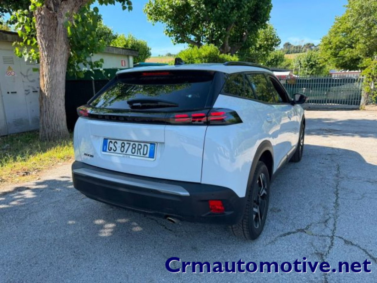 Peugeot 2008 BlueHDi 130 S&S EAT8 Allure Pack (2)