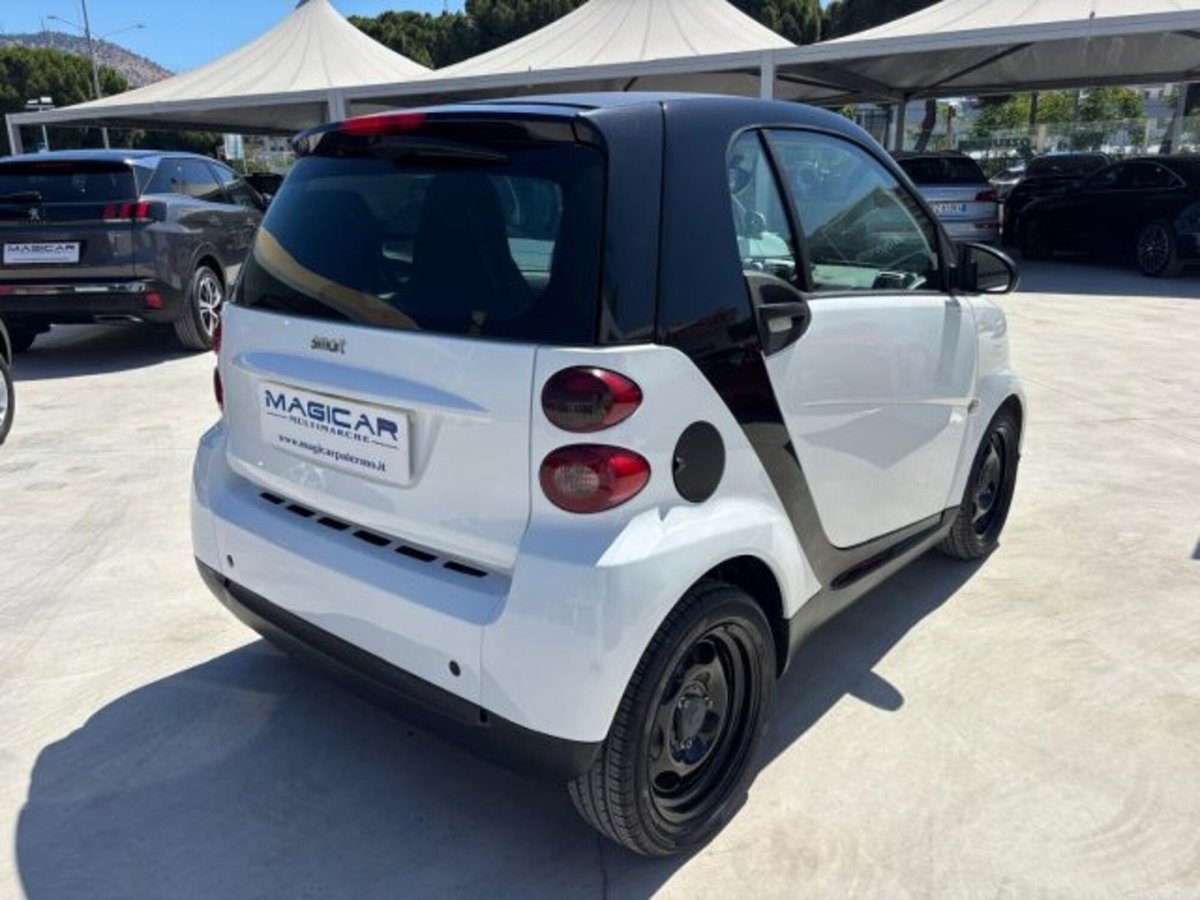 smart Fortwo 1000 52 kW coupé pure (4)