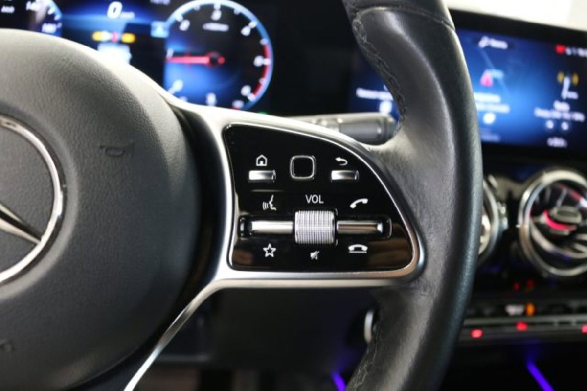Mercedes-Benz GLA SUV 200 d Automatic Sport Plus (20)