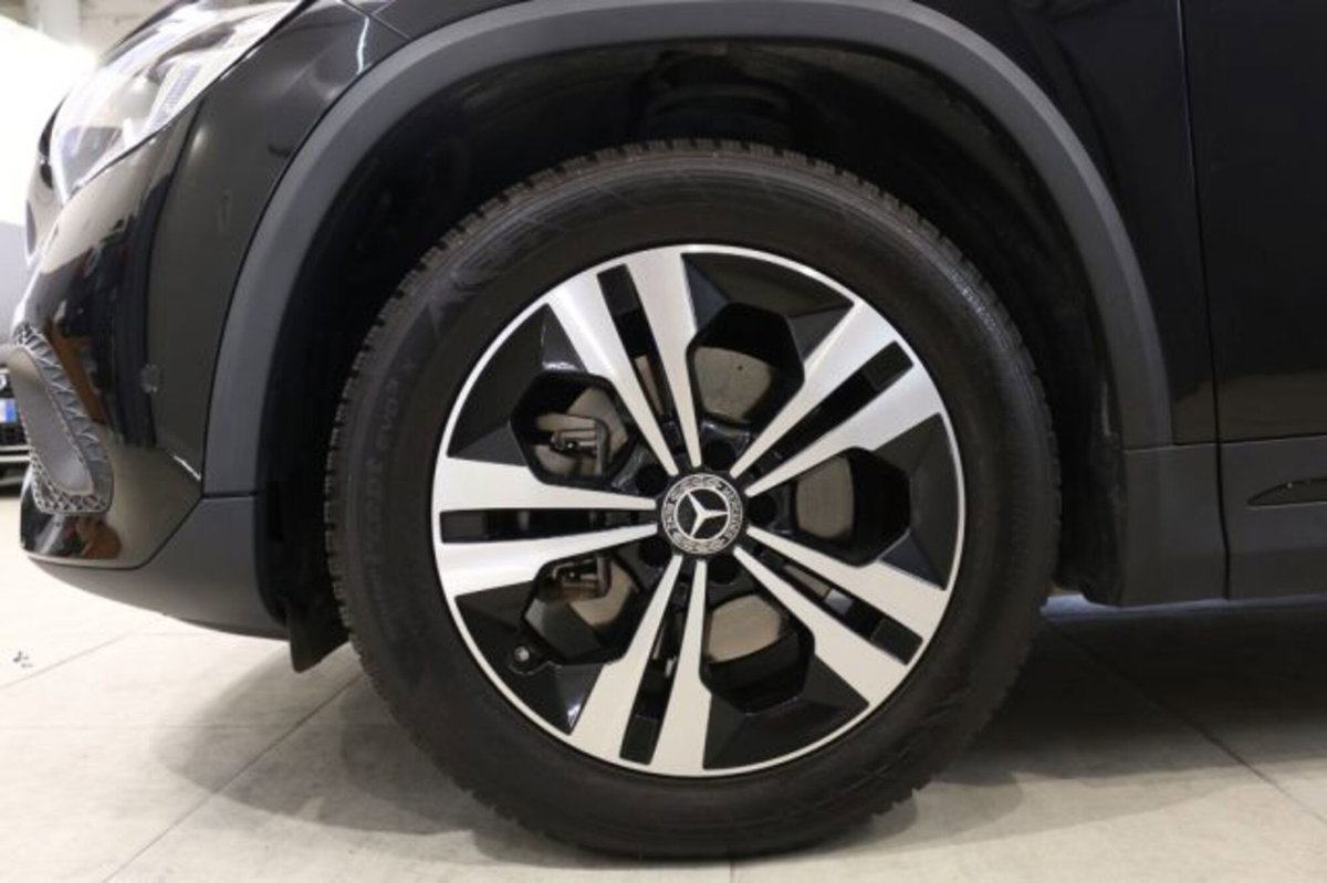 Mercedes-Benz GLA SUV 200 d Automatic Sport Plus (8)