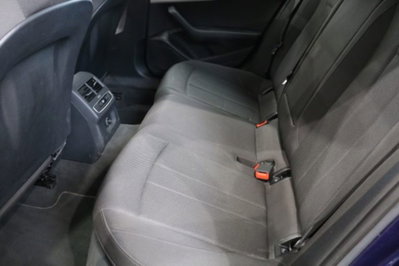 Audi A4 40 TDI quattro S tronic Business Advanced (20)