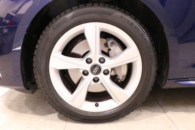 Audi A4 40 TDI quattro S tronic Business Advanced (8)
