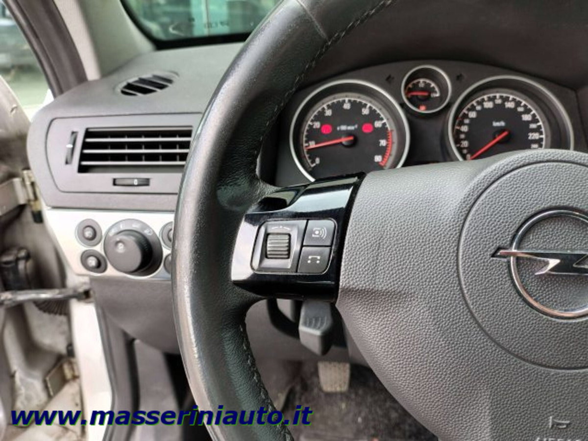 Opel Astra Station Wagon 1.6 115CV Sports Cosmo (13)