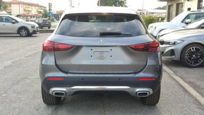 Mercedes-Benz GLA SUV 180 Automatic Sport (4)