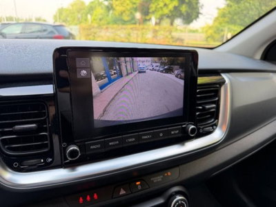 Kia Stonic 1.0 T-GDi 100 CV MHEV iMT Style (12)