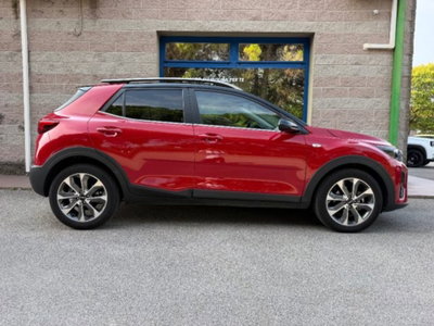 Kia Stonic 1.0 T-GDi 100 CV MHEV iMT Style (2)