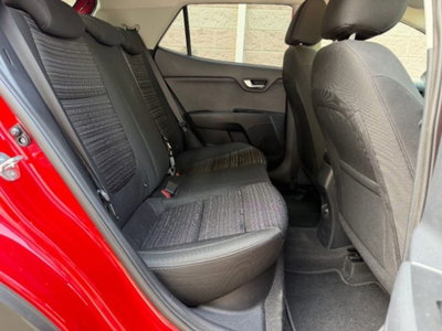 Kia Stonic 1.0 T-GDi 100 CV MHEV iMT Style (20)