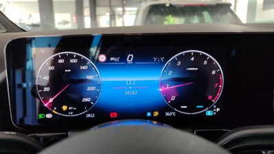 Mercedes-Benz GLA SUV 180 Automatic Sport (11)