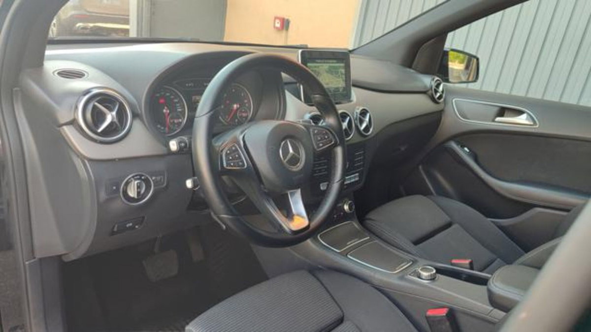 Mercedes-Benz Classe B 180 CDI BlueEFFICIENCY Executive (7)