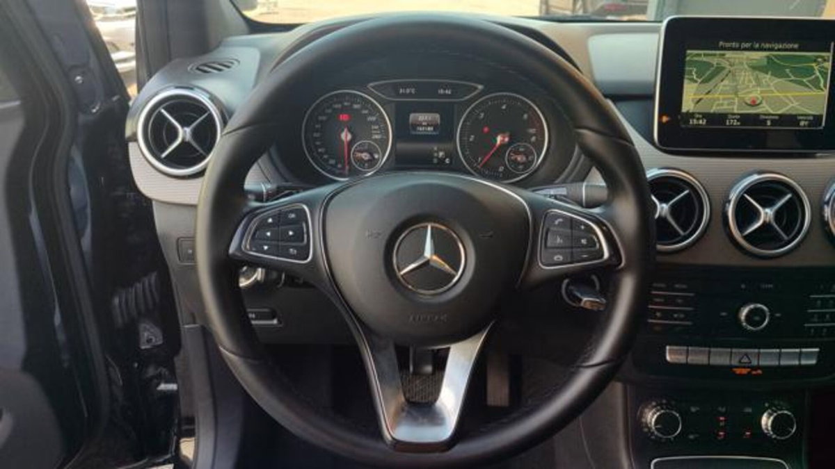 Mercedes-Benz Classe B 180 CDI BlueEFFICIENCY Executive (8)