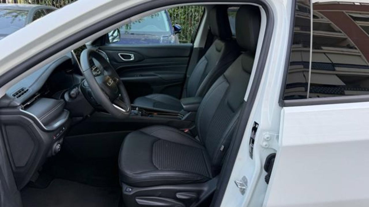 Jeep Compass 1.3 T4 190CV PHEV AT6 4xe Limited (14)