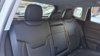 Jeep Compass 1.3 T4 190CV PHEV AT6 4xe Limited (17)