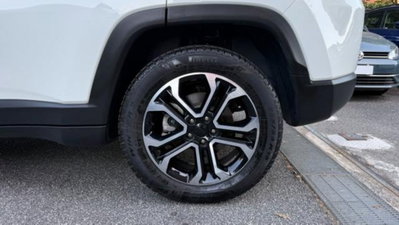 Jeep Compass 1.3 T4 190CV PHEV AT6 4xe Limited (4)