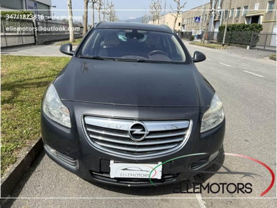 Opel Insignia Station Wagon CDTI 160CV Sports Cosmo (2)