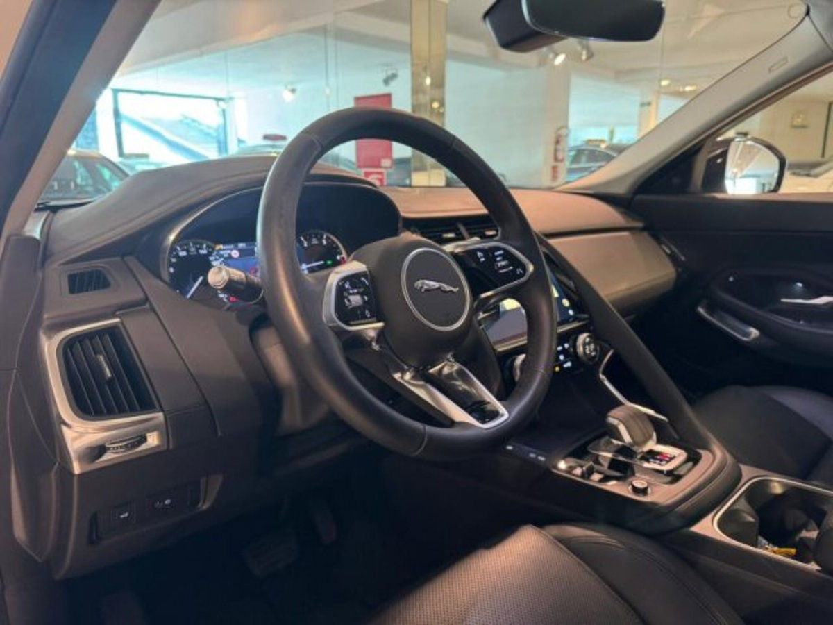 Jaguar E-Pace 2.0d i4 mhev R-Dynamic S awd 163cv auto (10)